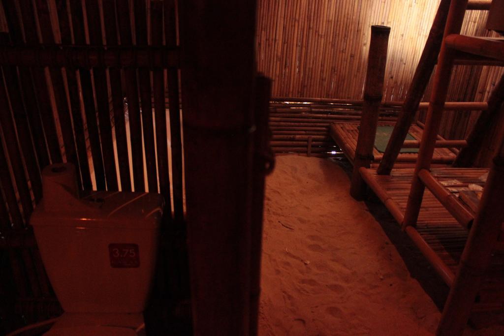 Captain Yut'S Bangalows Koh Lipe Exterior photo