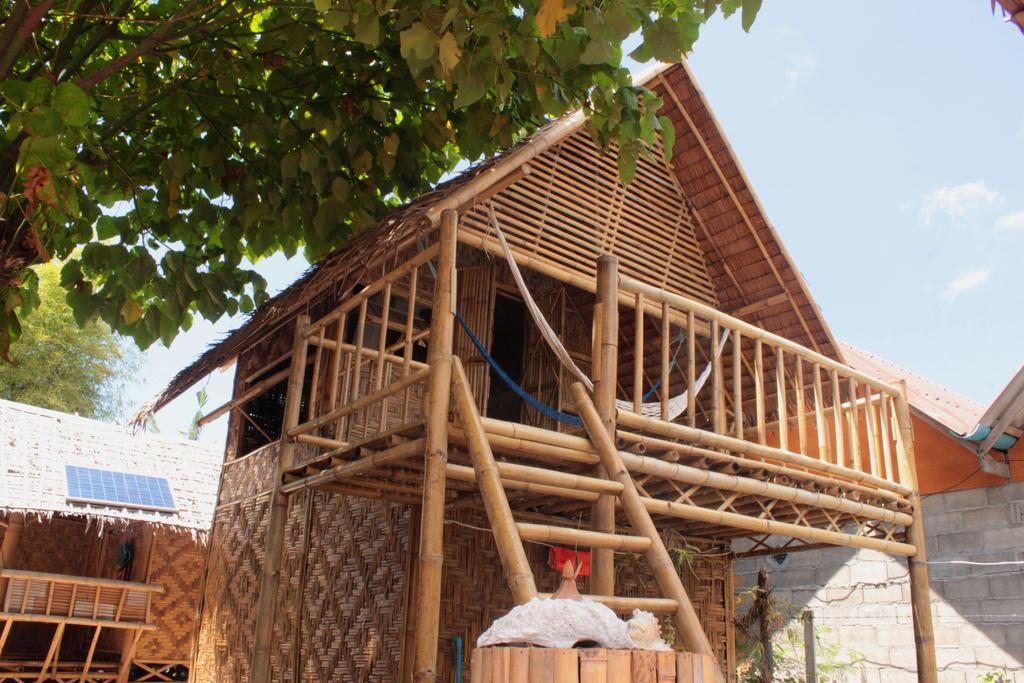 Captain Yut'S Bangalows Koh Lipe Exterior photo