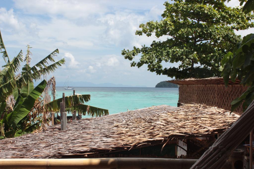 Captain Yut'S Bangalows Koh Lipe Exterior photo
