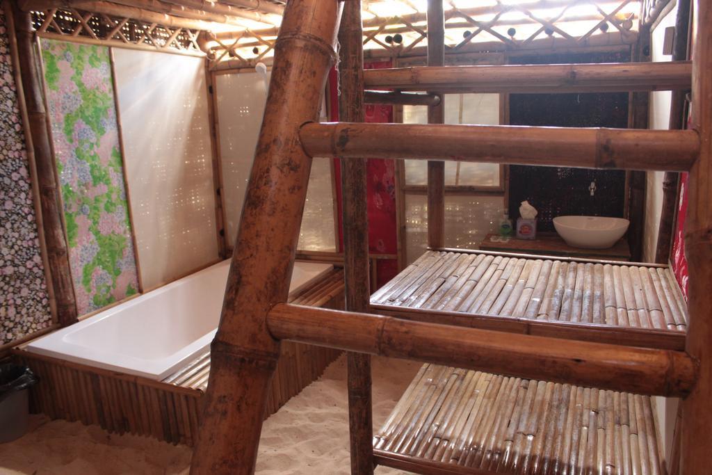 Captain Yut'S Bangalows Koh Lipe Exterior photo